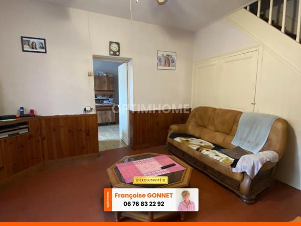 Maison de 112 m² (2 appt de 63 m² et 49 m²) - 99 900 €