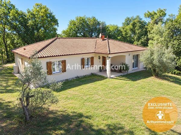 Vente                                                      Maison
                        
                     5 pièces                      146 m2                     à Neuvic