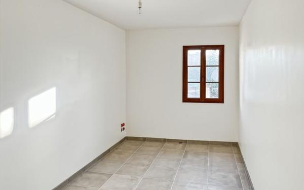 Maison à vendre    6 pièces •  Fleurance