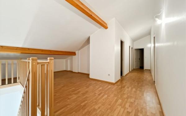 Maison à vendre    6 pièces •  Fleurance