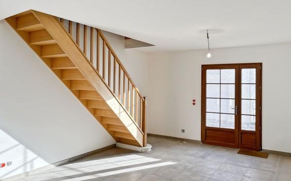 Maison à vendre    6 pièces •  Fleurance