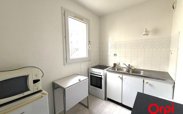 Appartement à vendre    2 pièces • 35 m2 Montigny-le-Bretonneux
