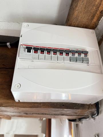 EN EXCLUSIVITE ! Maison en pierre, 88m², 2 chambres, sur 975m² de terrain 79 990 €