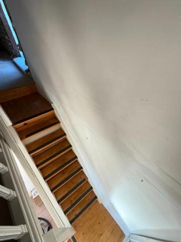 EN EXCLUSIVITE ! Maison en pierre, 88m², 2 chambres, sur 975m² de terrain 79 990 €