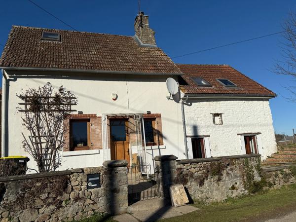 EN EXCLUSIVITE ! Maison en pierre, 88m², 2 chambres, sur 975m² de terrain 79 990 €