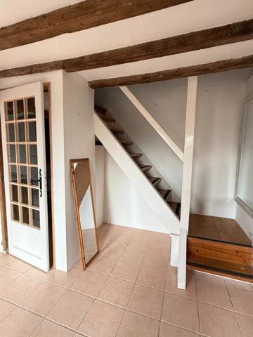 EN EXCLUSIVITE ! Maison en pierre, 88m², 2 chambres, sur 975m² de terrain 79 990 €