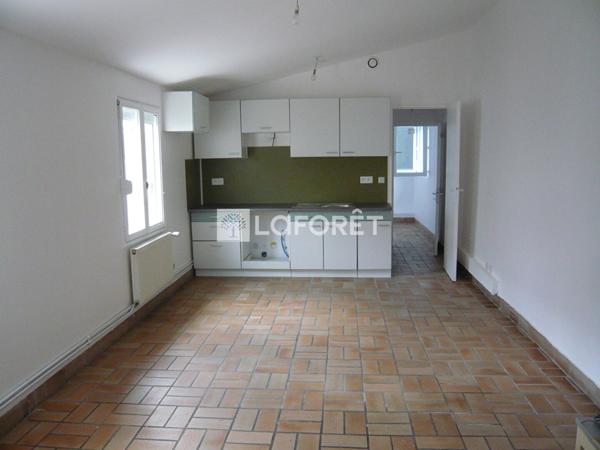 Achat immeuble Corbeil-Essonnes - 8 pièce(s) - 331 m² - 661 500 €
