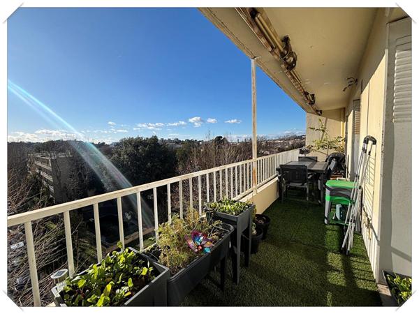 Appartement Toulon 4 pièce(s) 68.07 m2 - Secteur recherché - 2 chambres - Facilité de stationnement