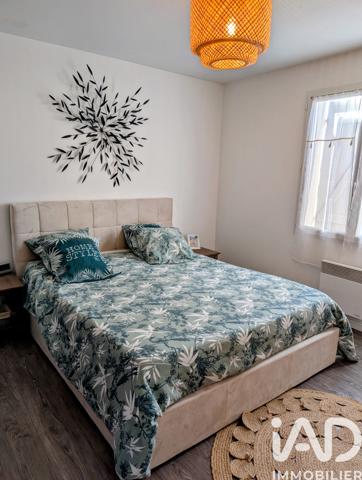 Maison à vendre 6 pièces 142 m² Saint-Seurin-sur-l'Isle