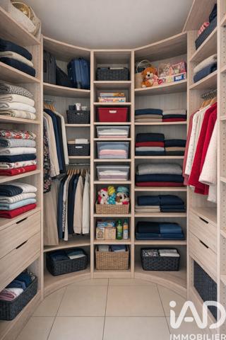 Maison à vendre 6 pièces 142 m² Saint-Seurin-sur-l'Isle