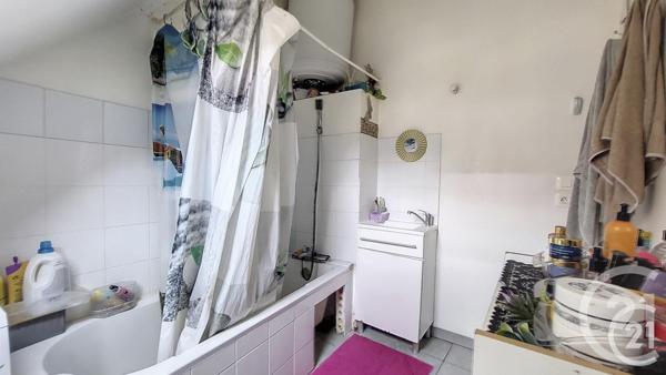 Appartement F2 à vendre  2 pièces - 26 m2 MONTEREAU FAULT YONNE - 77