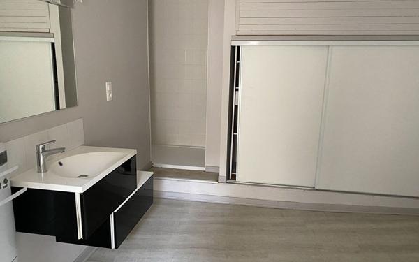 Appartement à louer    3 pièces • 70 m2 Castres