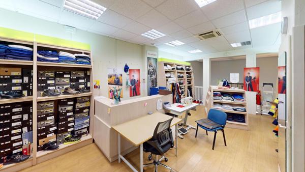 À Vendre : Fonds de commerce – Vêtements professionnels – Libourne