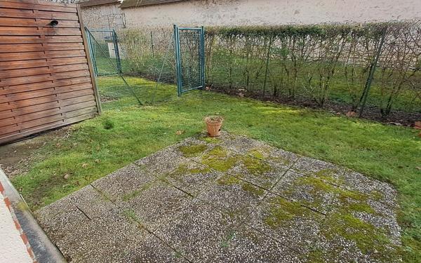 Appartement à louer    1 pièce • 25,74 m2 Fontainebleau