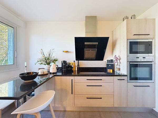 A VENDRE T3 Rénové _ Terrasse _ Accès direct au parc de la torse !!!
