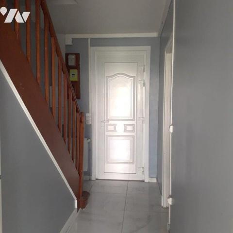 Maison 4 chambres avec JARDIN , Cave et 1 GARAGE à 50métres.