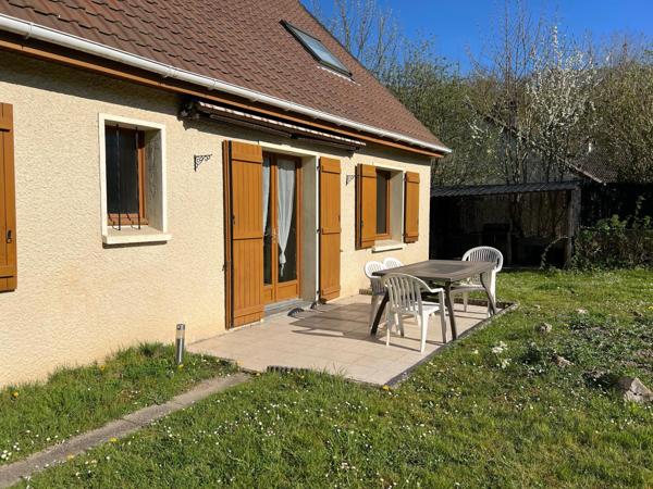 Maison Elancourt Village Emplacement Prémium Terrain 834 m2 Divisible.