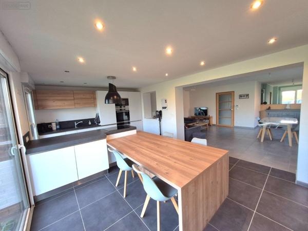 Maison à vendre à Lestrem dans le Pas-de-Calais (62136), ref : C1144