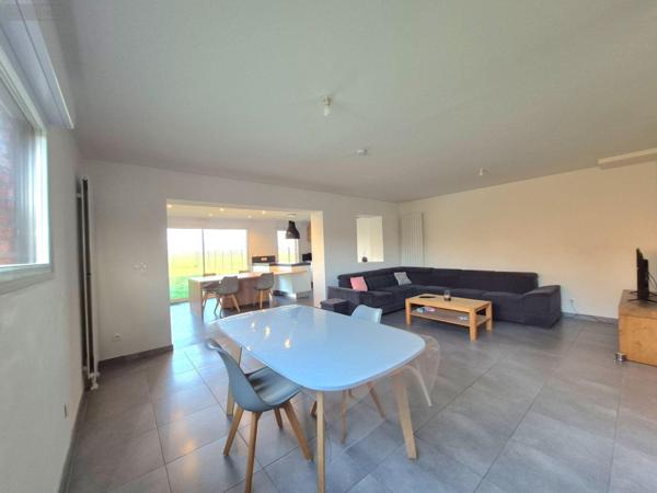 Maison à vendre à Lestrem dans le Pas-de-Calais (62136), ref : C1144