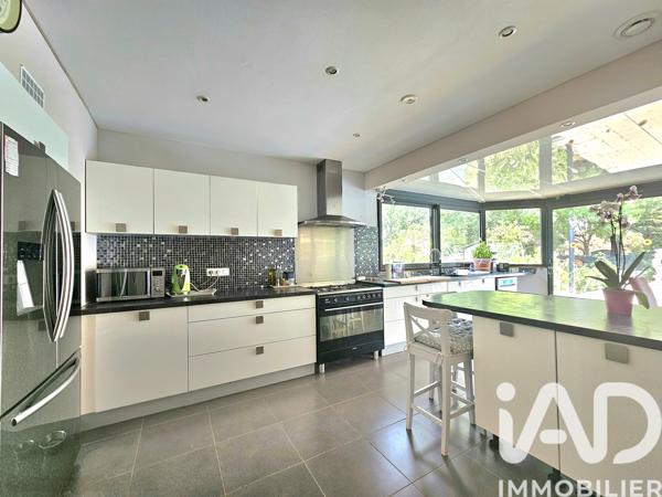 Maison à vendre 5 pièces 150 m² Le Luc