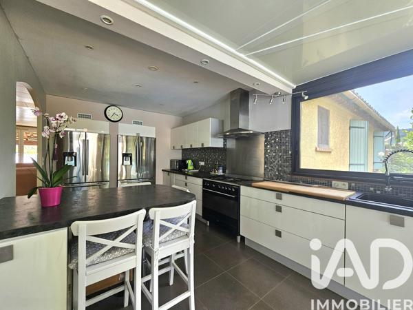 Maison à vendre 5 pièces 150 m² Le Luc