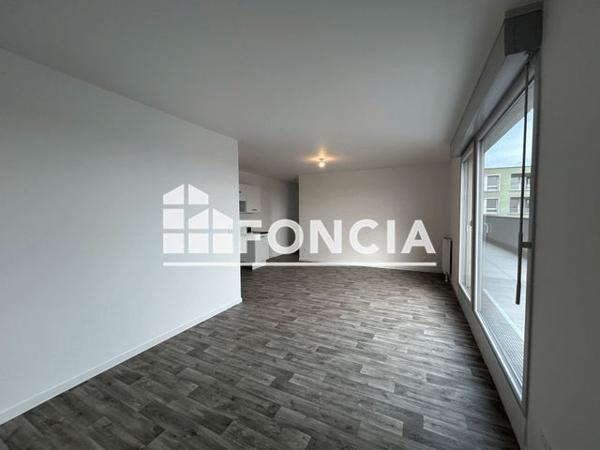 Location Appartement 4 pièces 82.44 m² - RUE PIERRE MENDES FRANCE Colombelles 14460