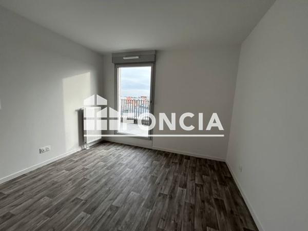 Location Appartement 4 pièces 82.44 m² - RUE PIERRE MENDES FRANCE Colombelles 14460