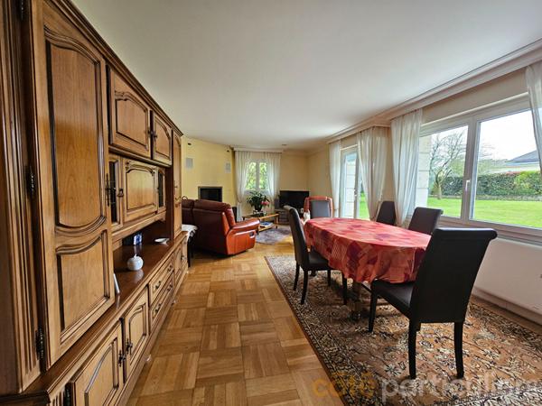 Vente Maison125 m² - 6 Pièces - PLESCOP (56890)