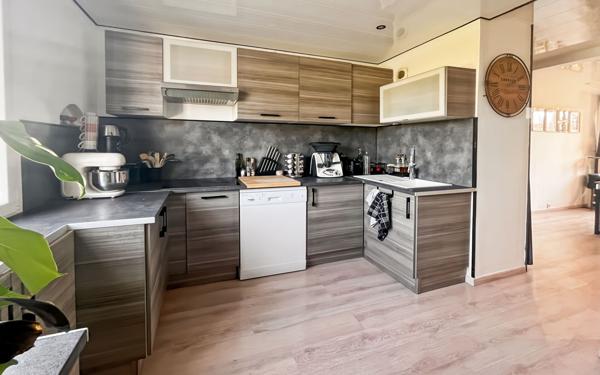 Appartement à vendre    3 pièces • 64 m2 Livron-sur-Drôme