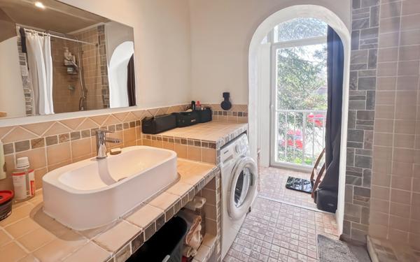 Appartement à vendre    3 pièces • 64 m2 Livron-sur-Drôme