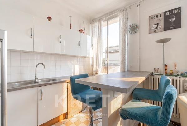 DERNIER ÉTAGE – TERRASSE ROOFTOP DE 140 M² – PARIS 16ème - BD SUCHET