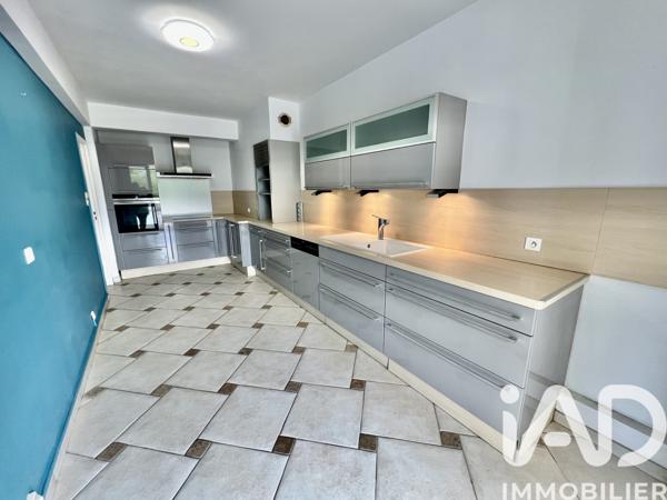 Appartement à vendre 3 pièces 123,01 m² Marseille 12