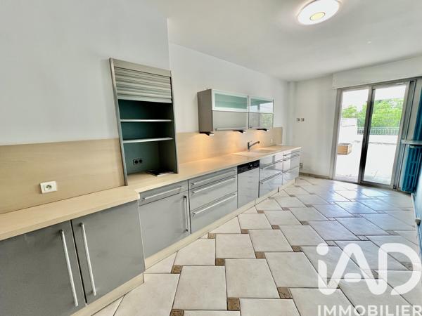 Appartement à vendre 3 pièces 123,01 m² Marseille 12