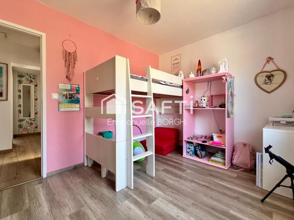 Maison plain-pied 3 chambres, bureau, garage, jardin