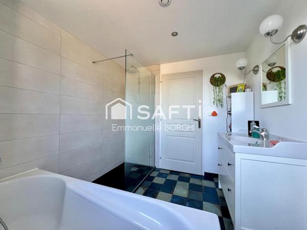 Maison plain-pied 3 chambres, bureau, garage, jardin