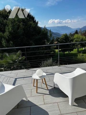Maison individuelle avec piscine