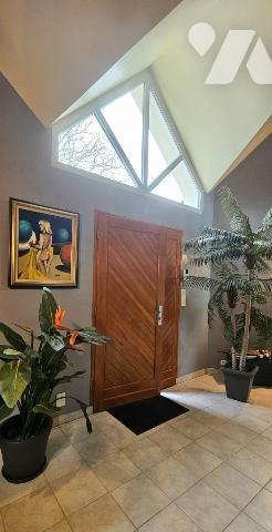 Maison contemporaine - 4 chambres - grands espaces - piscine 