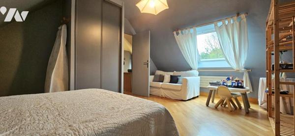 Maison contemporaine - 4 chambres - grands espaces - piscine 