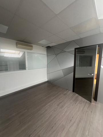 Ensemble de bureaux Saint Berthevin 147 m2