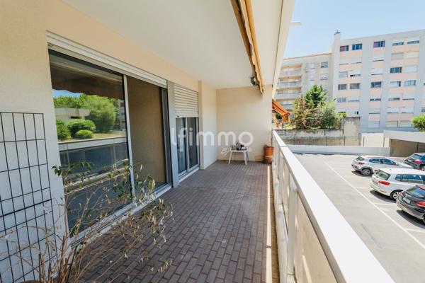 Cannes La Bocca, 3 pieces, terrasse, loggia, parking et cave