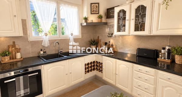 À vendre Maison 5 pièces 122 m² - Saint-palais-sur-mer 17420