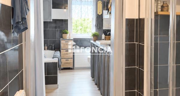 À vendre Maison 5 pièces 122 m² - Saint-palais-sur-mer 17420