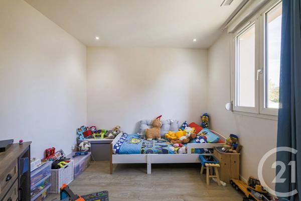 Appartement à vendre  3 pièces - 62,26 m 2   GRENOBLE  - 38