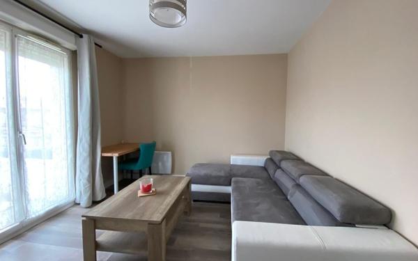 Appartement à louer    2 pièces •  Saint-Jean