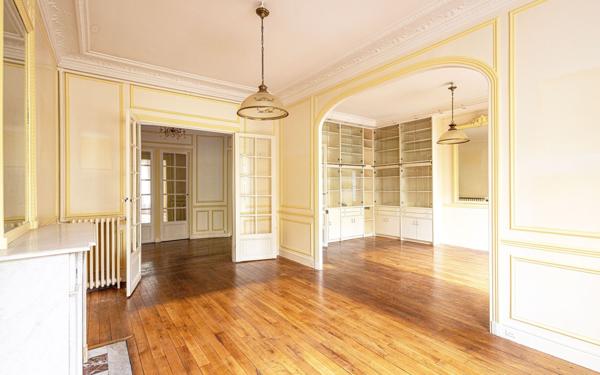 Appartement à vendre    3 pièces • 93,51 m2 Paris 13