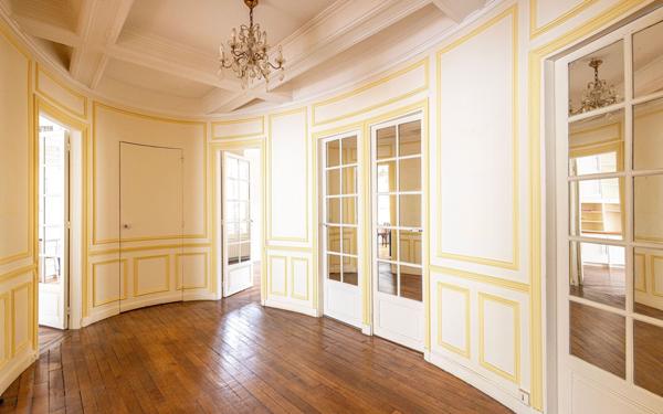Appartement à vendre    3 pièces • 93,51 m2 Paris 13
