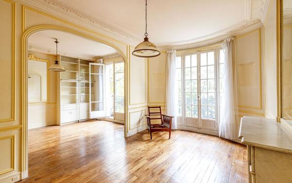 Appartement à vendre    3 pièces • 93,51 m2 Paris 13