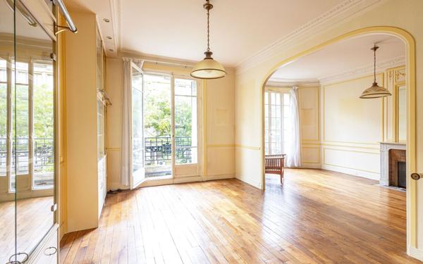 Appartement à vendre    3 pièces • 93,51 m2 Paris 13