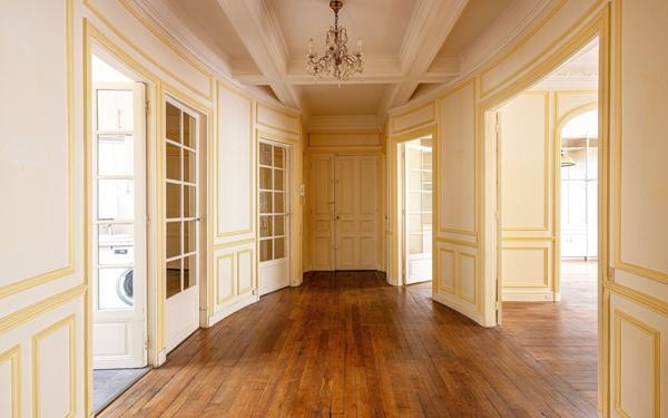 Appartement à vendre    3 pièces • 93,51 m2 Paris 13