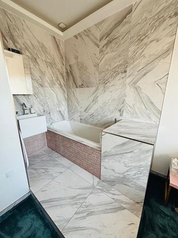 Appartement Suresnes 3 pièce(s) 75 m2